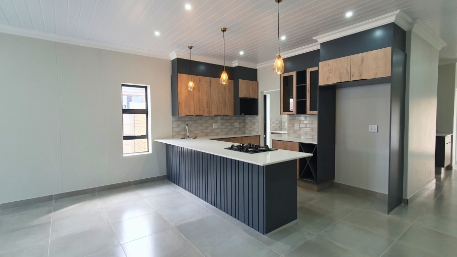 3 Bedroom Property for Sale in Dana Bay Western Cape